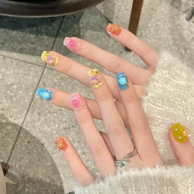 Nail Art Design - 100 Mini Kleurrijke Schildpad Hars Charms