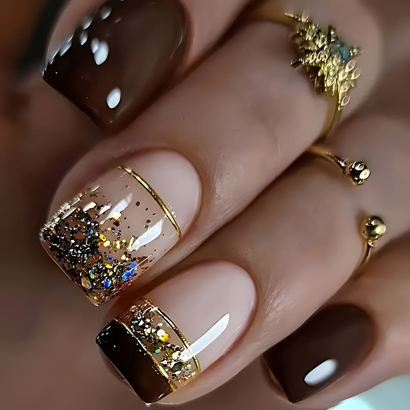 Nail Art Inspo - Korte vierkante nepnagels voor vrouwen, glanzende